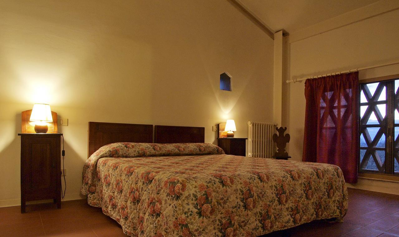 Agriturismo La Moraia Hotel ปอจจิบองซี ภายนอก รูปภาพ